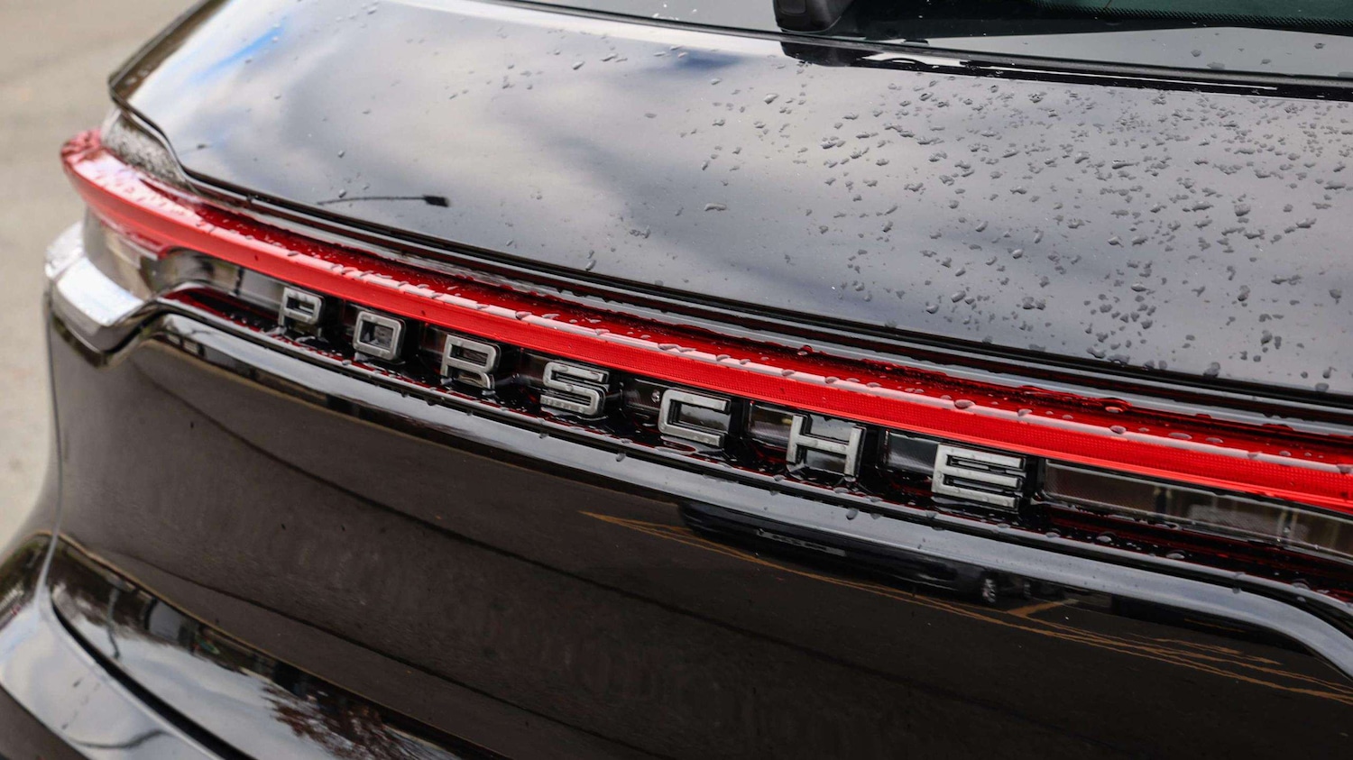 Used Porsche Macan 2025 for sale - 76842982: Photo 24