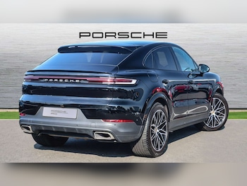 Used Porsche Cayenne 2024 for sale - 79051840: Photo