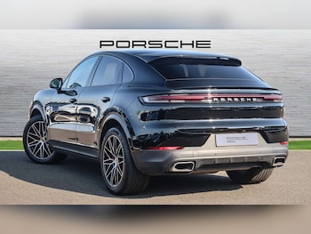Used Porsche Cayenne 2024 for sale - 79051840: Photo