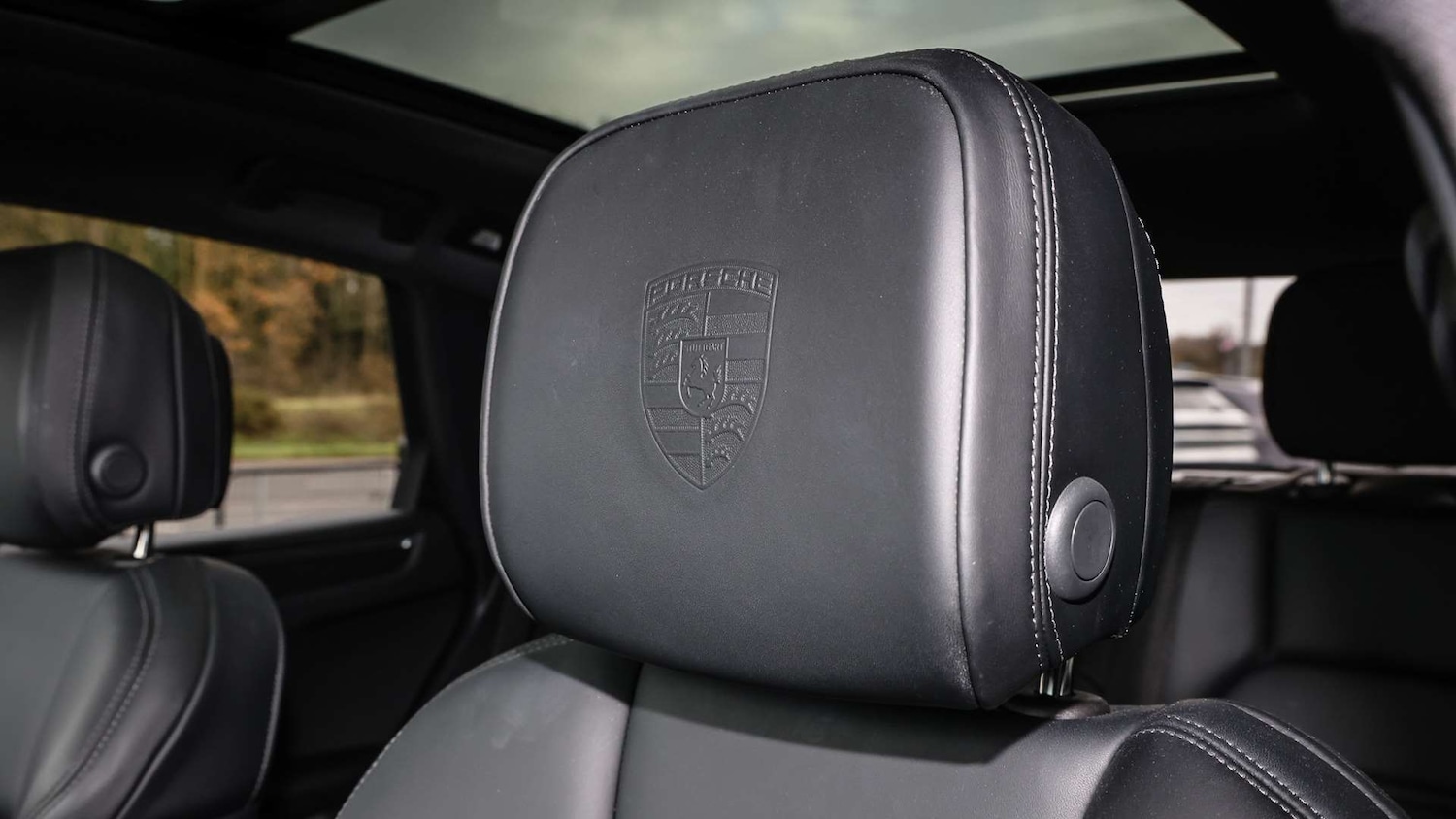 Used Porsche Macan 2023 for sale - 76705072: Photo 16