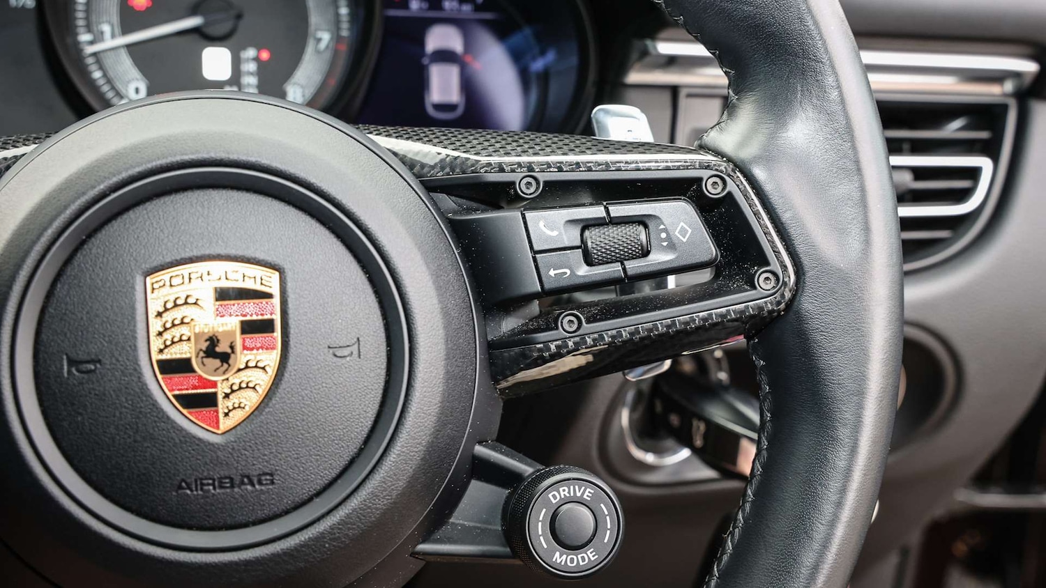 Used Porsche Macan 2023 for sale - 76705072: Photo 22