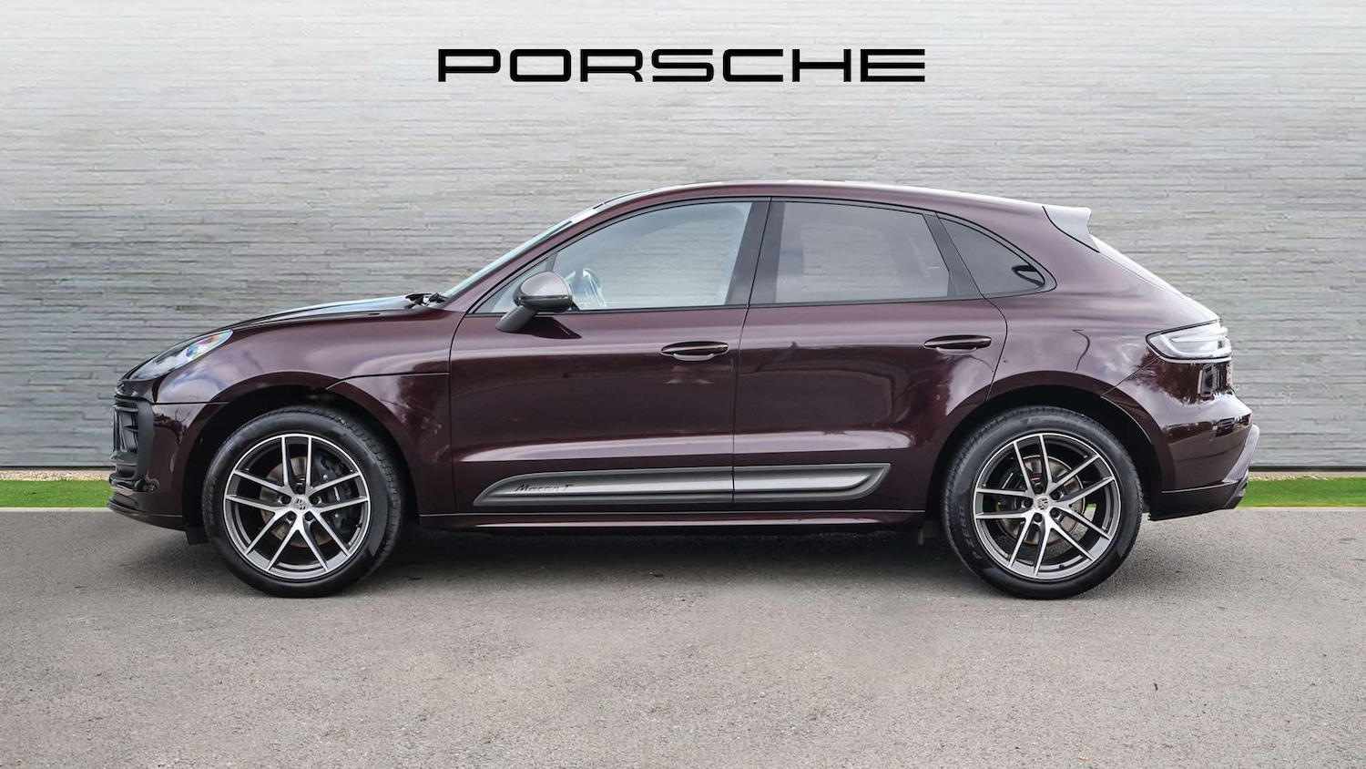 Used Porsche Macan 2023 for sale - 76705072: Photo 8