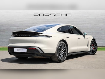Used Porsche Taycan 2022 for sale - 75218424: Photo
