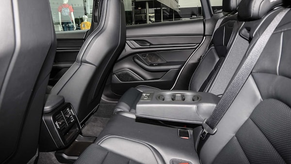 Used Porsche Taycan 2023 for sale - 75661295: Photo 14