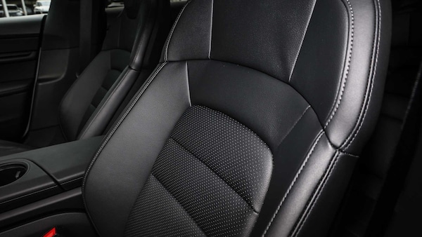 Used Porsche Taycan 2023 for sale - 75661295: Photo 15