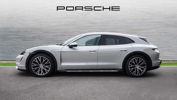 Used Porsche Taycan 2023 for sale - 75661295: Photo 8
