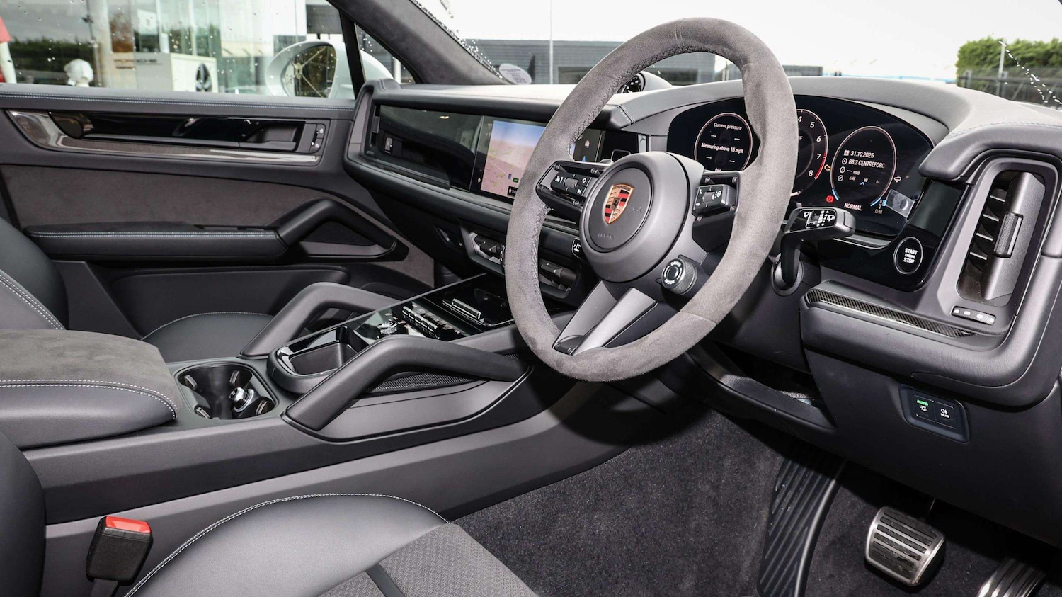 Used Porsche Cayenne 2025 for sale - 76501832: Photo 11