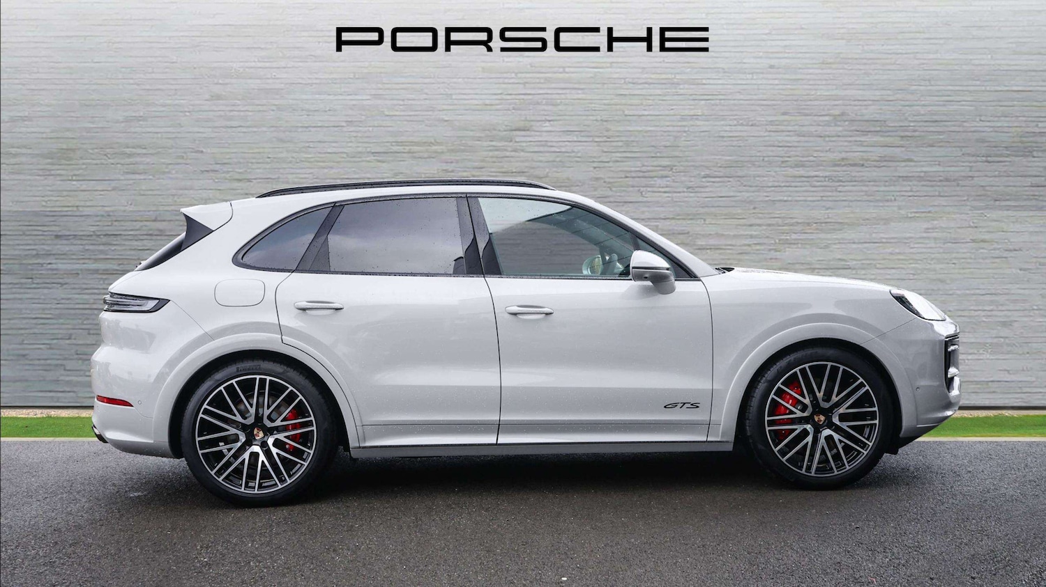 Used Porsche Cayenne 2025 for sale - 76501832: Photo 8