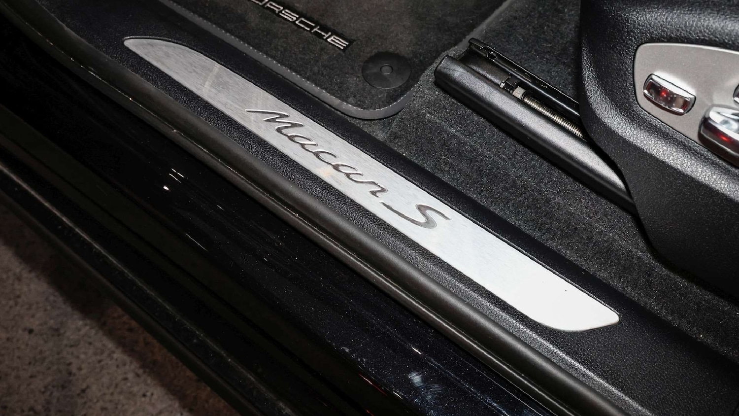 Used Porsche Macan 2022 for sale - 76339521: Photo 14