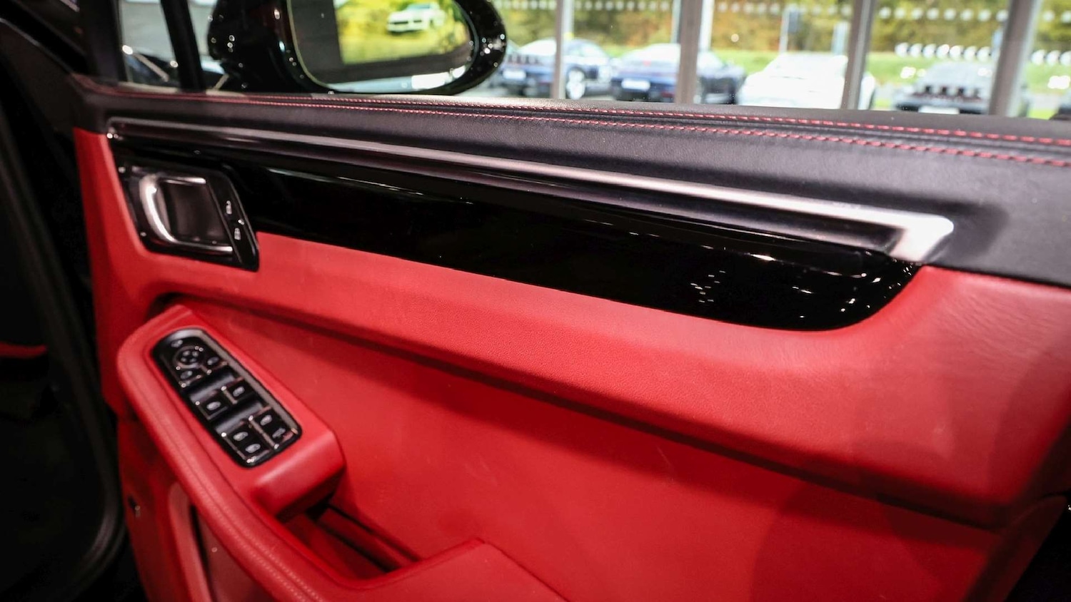 Used Porsche Macan 2022 for sale - 76339521: Photo 18