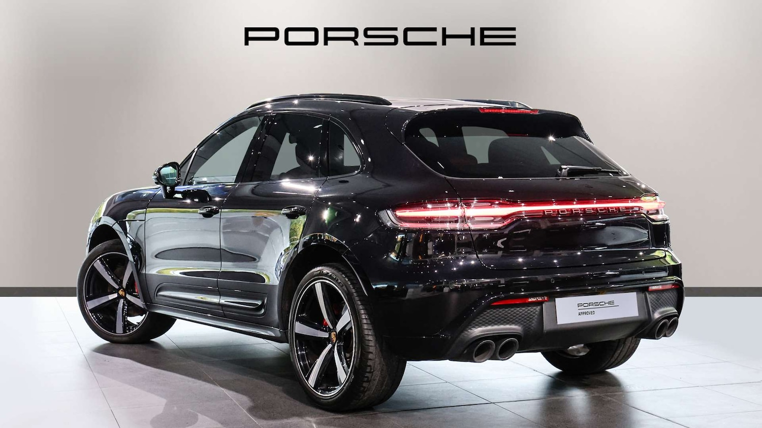 Used Porsche Macan 2022 for sale - 76339521: Photo 2