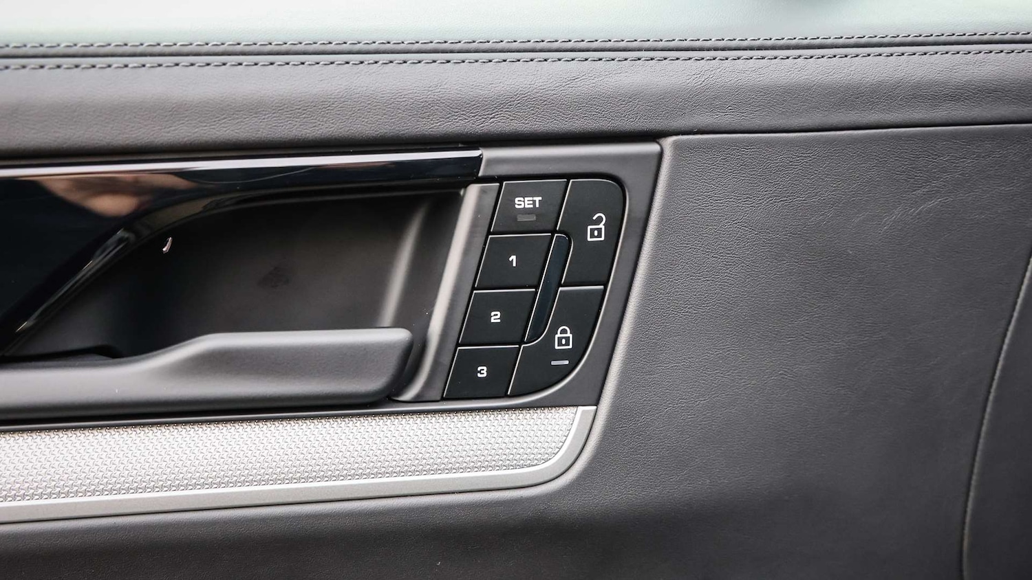 Used Porsche Cayenne 2023 for sale - 77635038: Photo 22