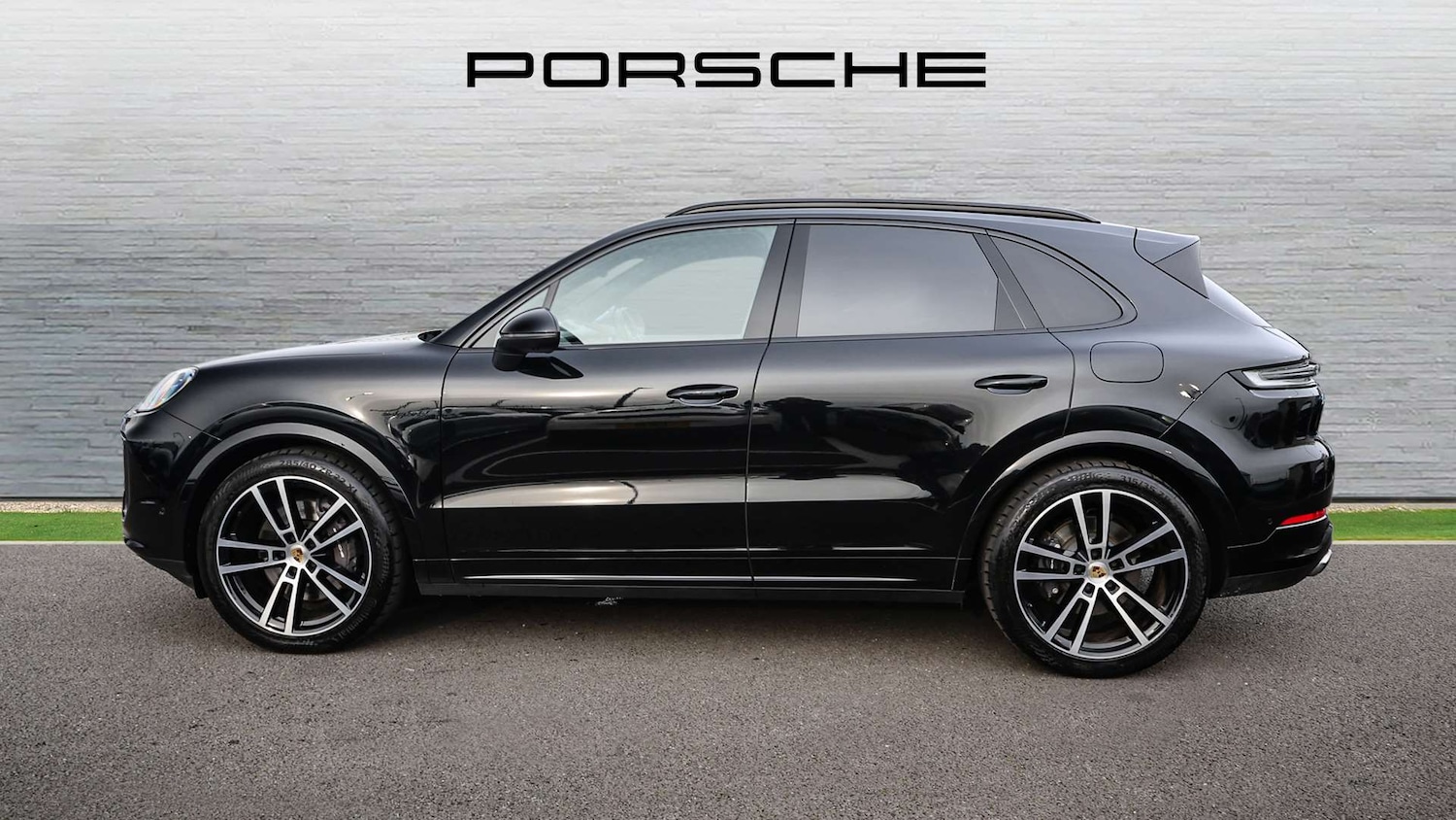 Used Porsche Cayenne 2023 for sale - 77635038: Photo 8