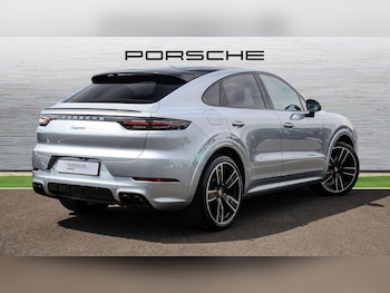 Used Porsche Cayenne 2023 for sale - 79239380: Photo