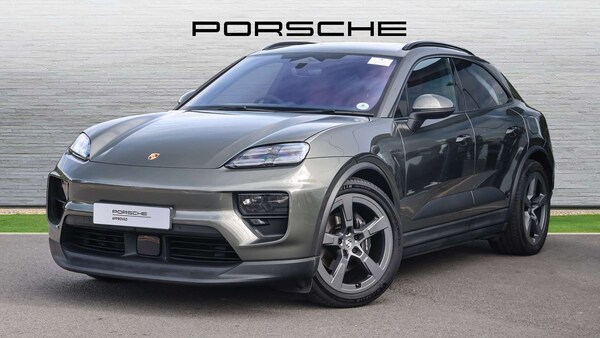 Used Porsche Macan 2024 for sale - 76125675: Photo 2
