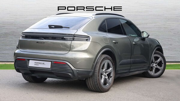 Used Porsche Macan 2024 for sale - 76125675: Photo 3
