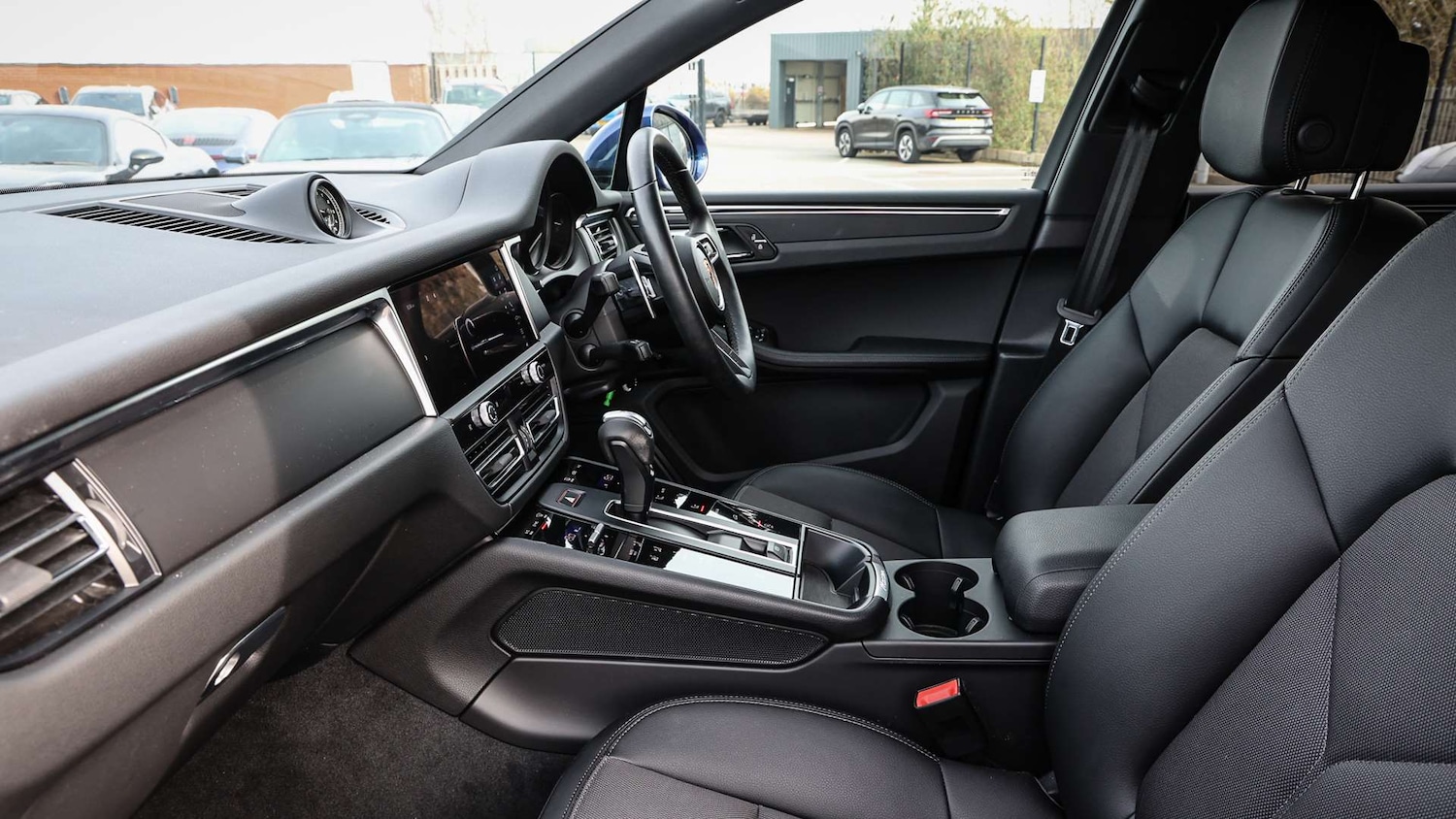 Used Porsche Macan 2023 for sale - 78037504: Photo 13