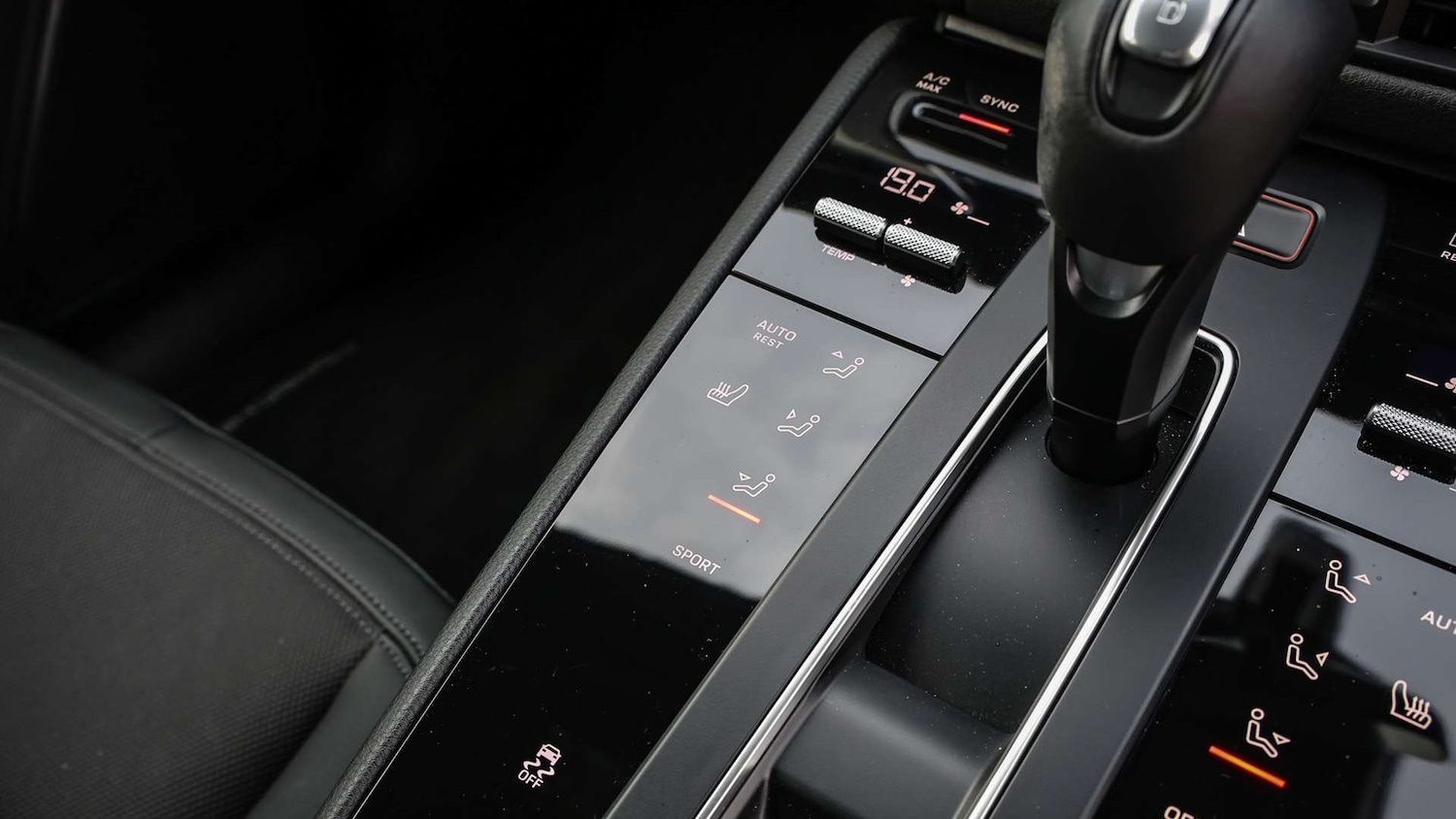 Used Porsche Macan 2023 for sale - 78037504: Photo 24