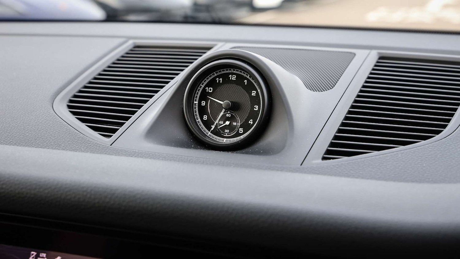 Used Porsche Macan 2023 for sale - 78037504: Photo 29