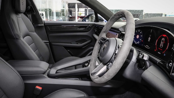 Used Porsche Macan 2024 for sale - 75217259: Photo 13