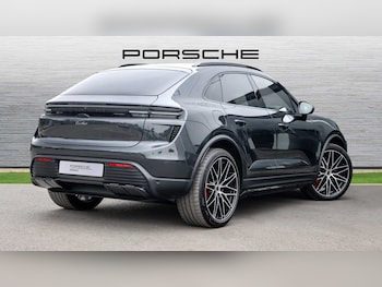 Used Porsche Macan 2024 for sale - 75217259: Photo