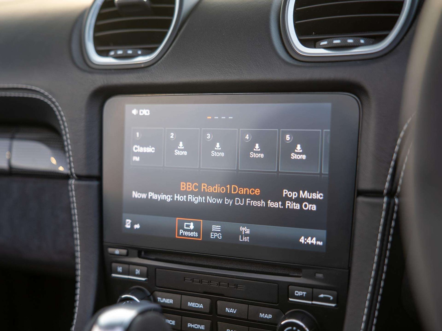 Used Porsche Boxster 2020 for sale - 77942902: Photo 25