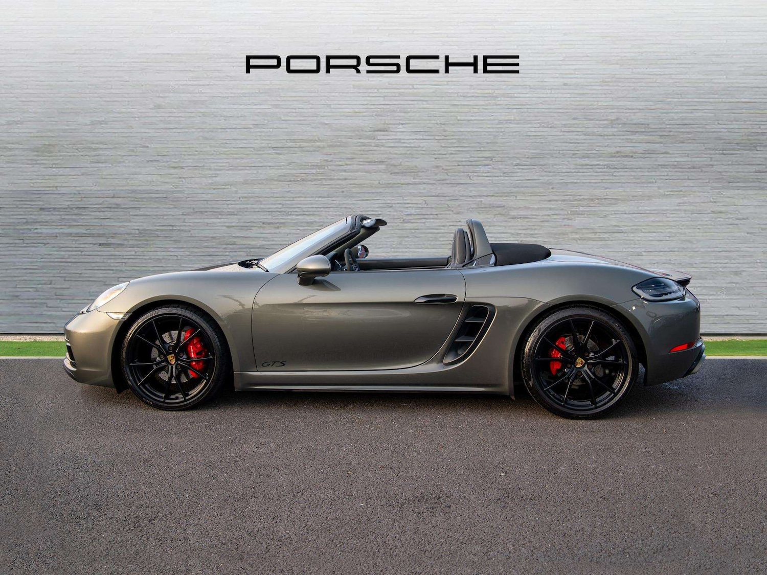 Used Porsche Boxster 2020 for sale - 77942902: Photo 5