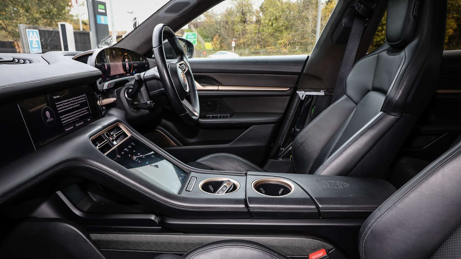 Used Porsche Taycan 2021 for sale - 76435788: Photo 11