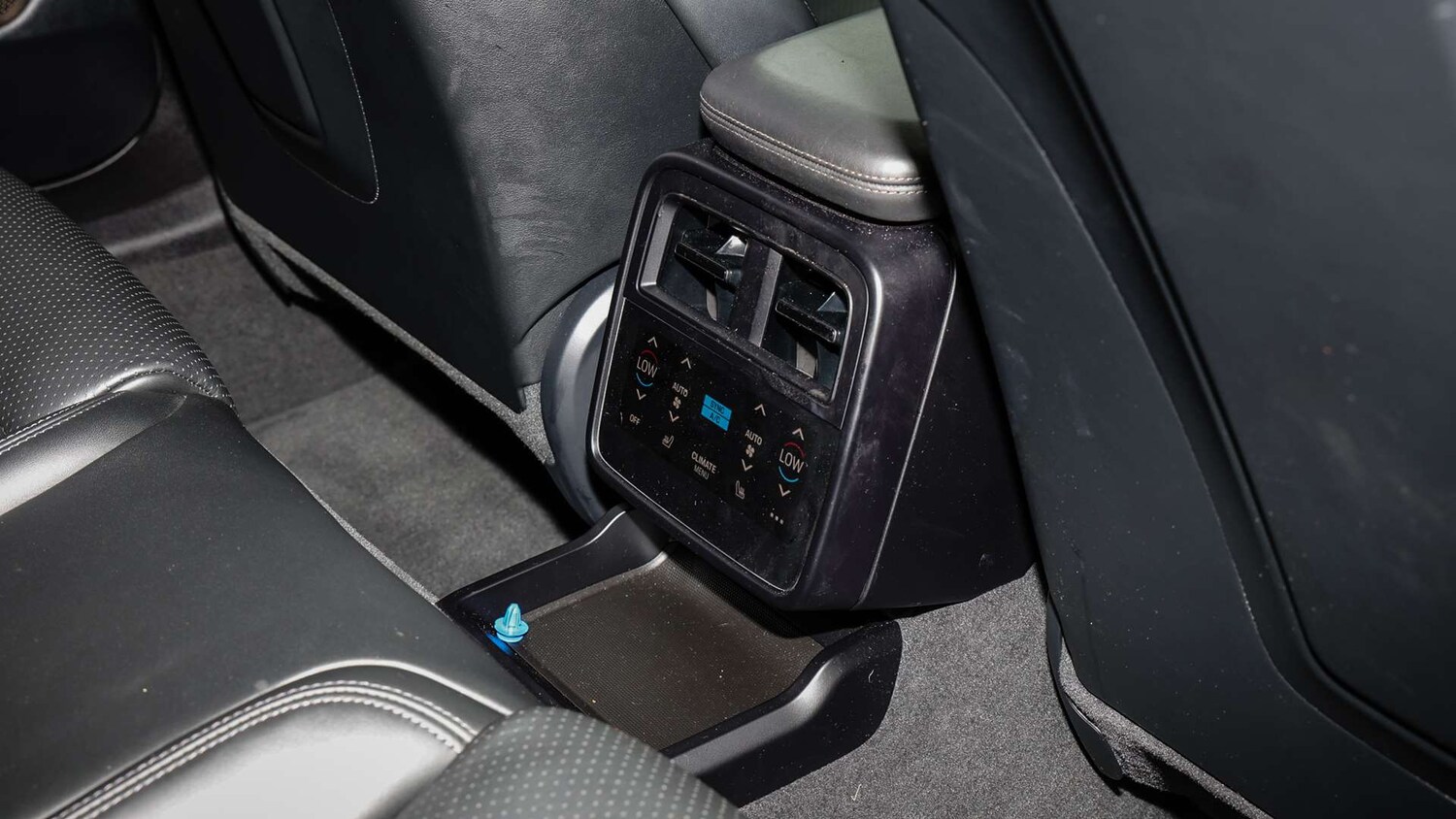 Used Porsche Taycan 2021 for sale - 76435788: Photo 17