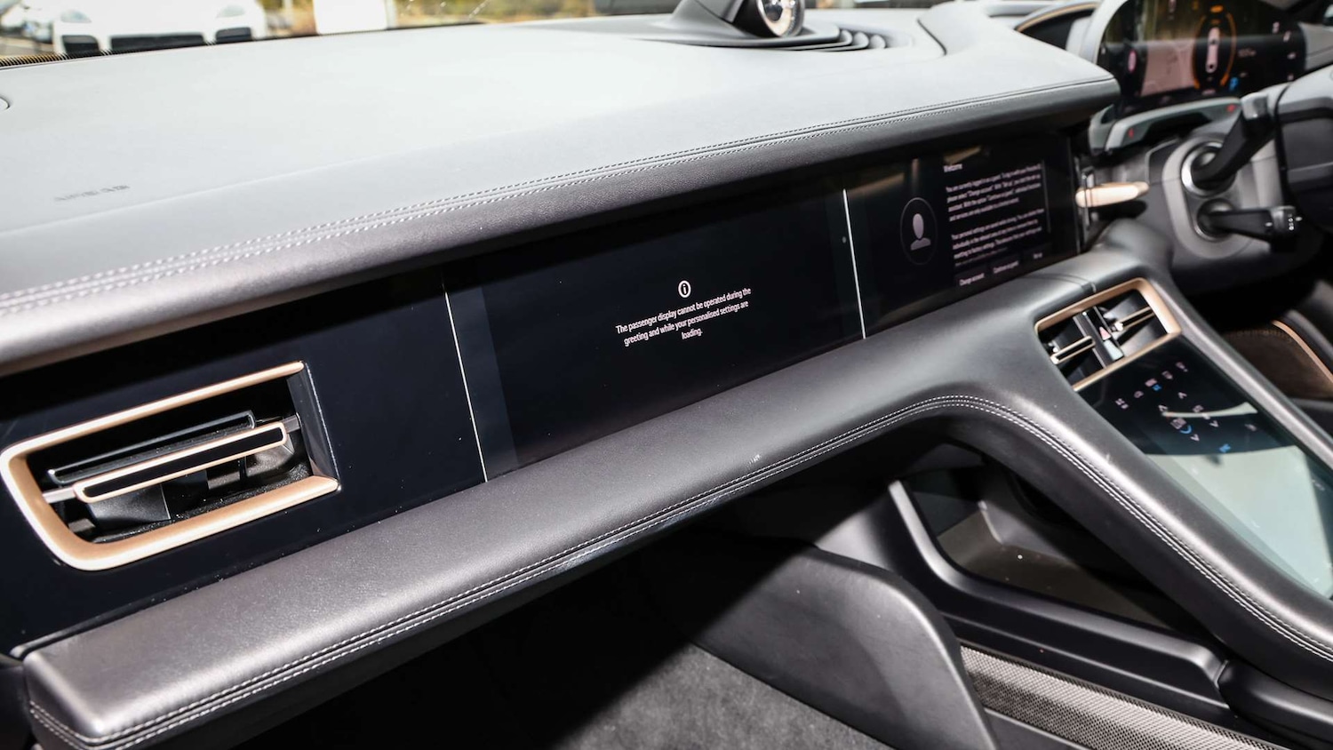 Used Porsche Taycan 2021 for sale - 76435788: Photo 18