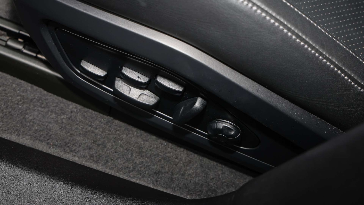 Used Porsche Taycan 2021 for sale - 76435788: Photo 24