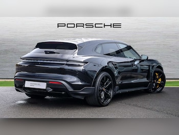 Used Porsche Taycan 2021 for sale - 76435788: Photo