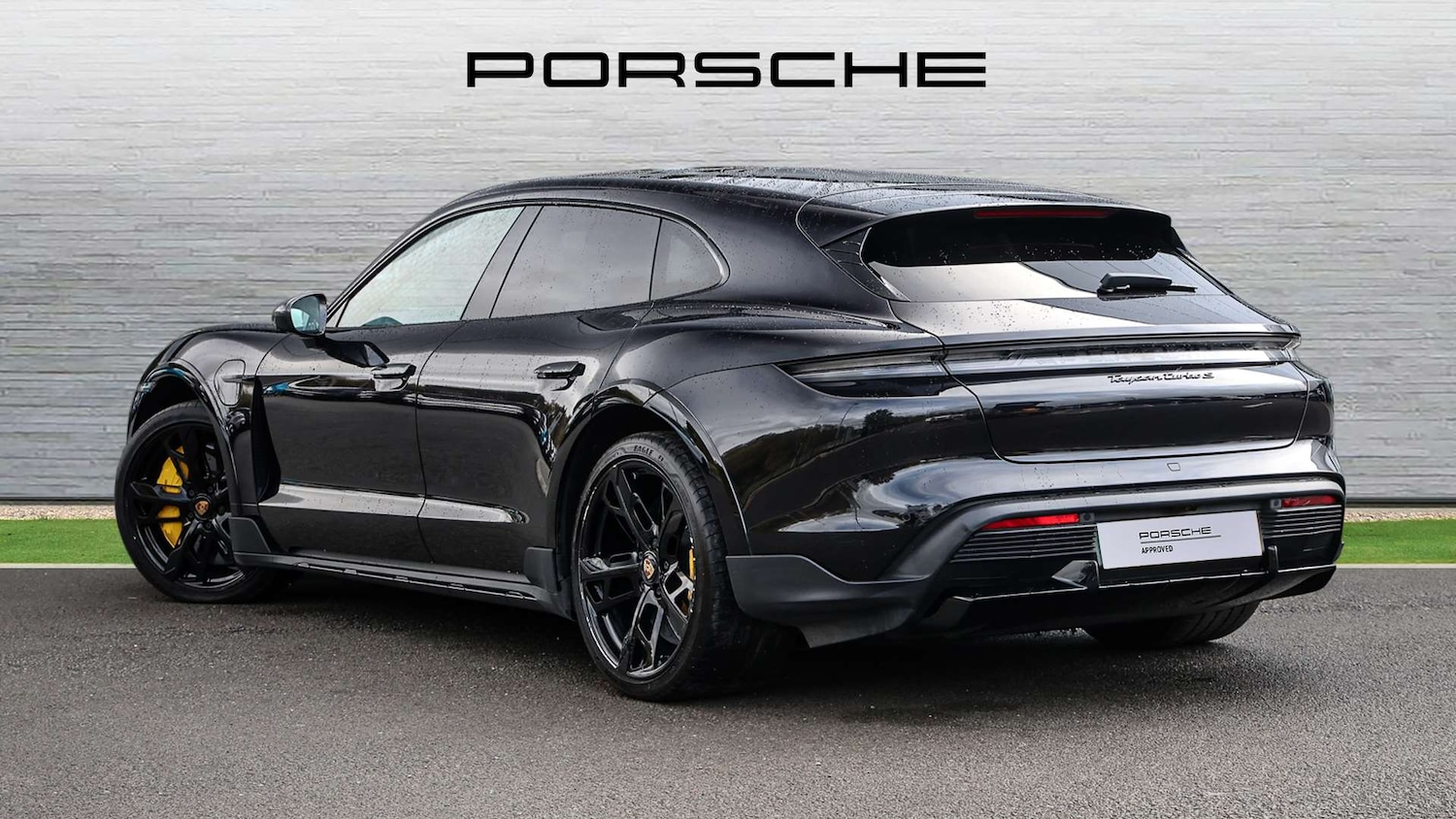 Used Porsche Taycan 2021 for sale - 76435788: Photo 4