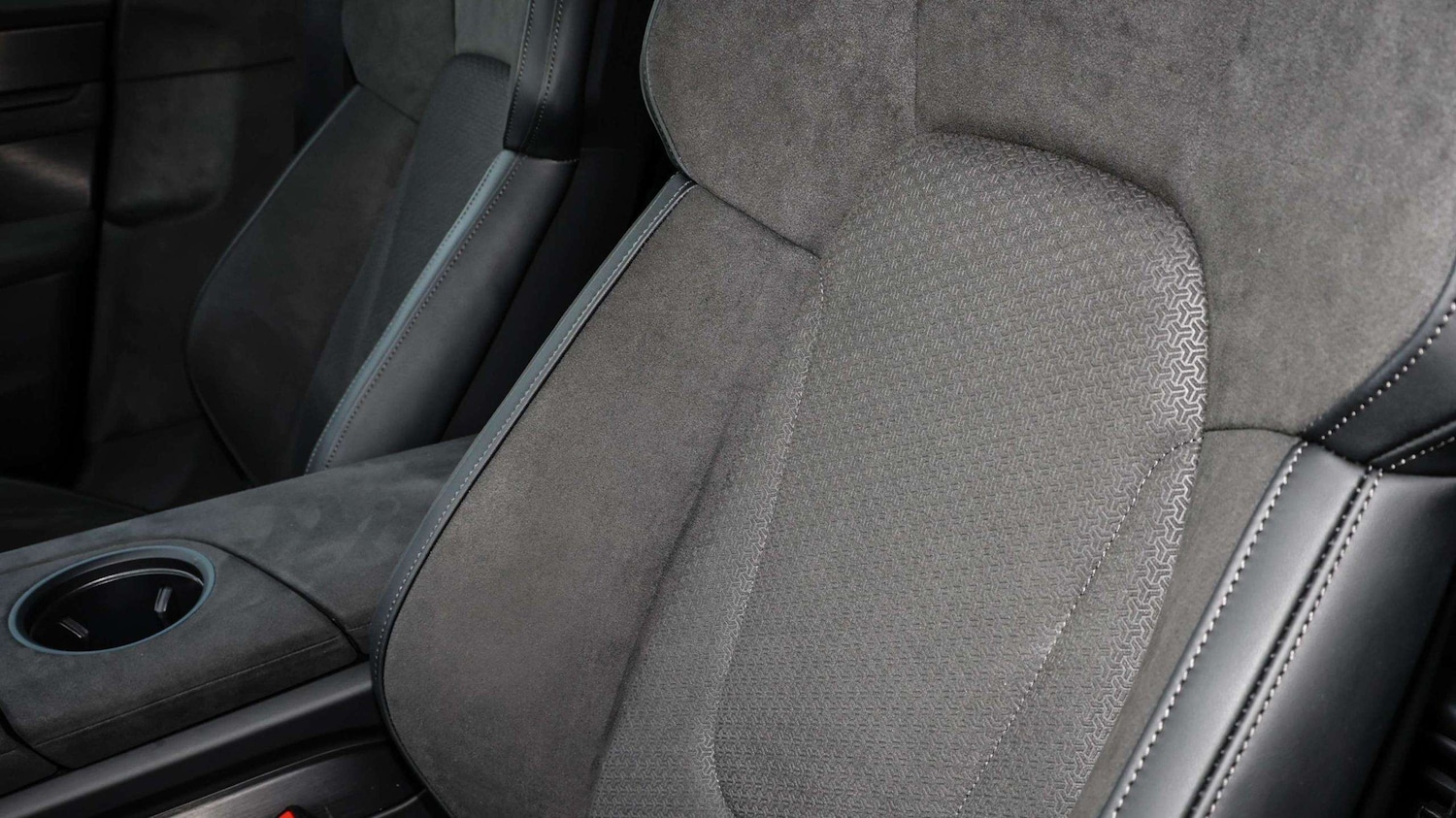 Used Porsche Taycan 2025 for sale - 77698767: Photo 13