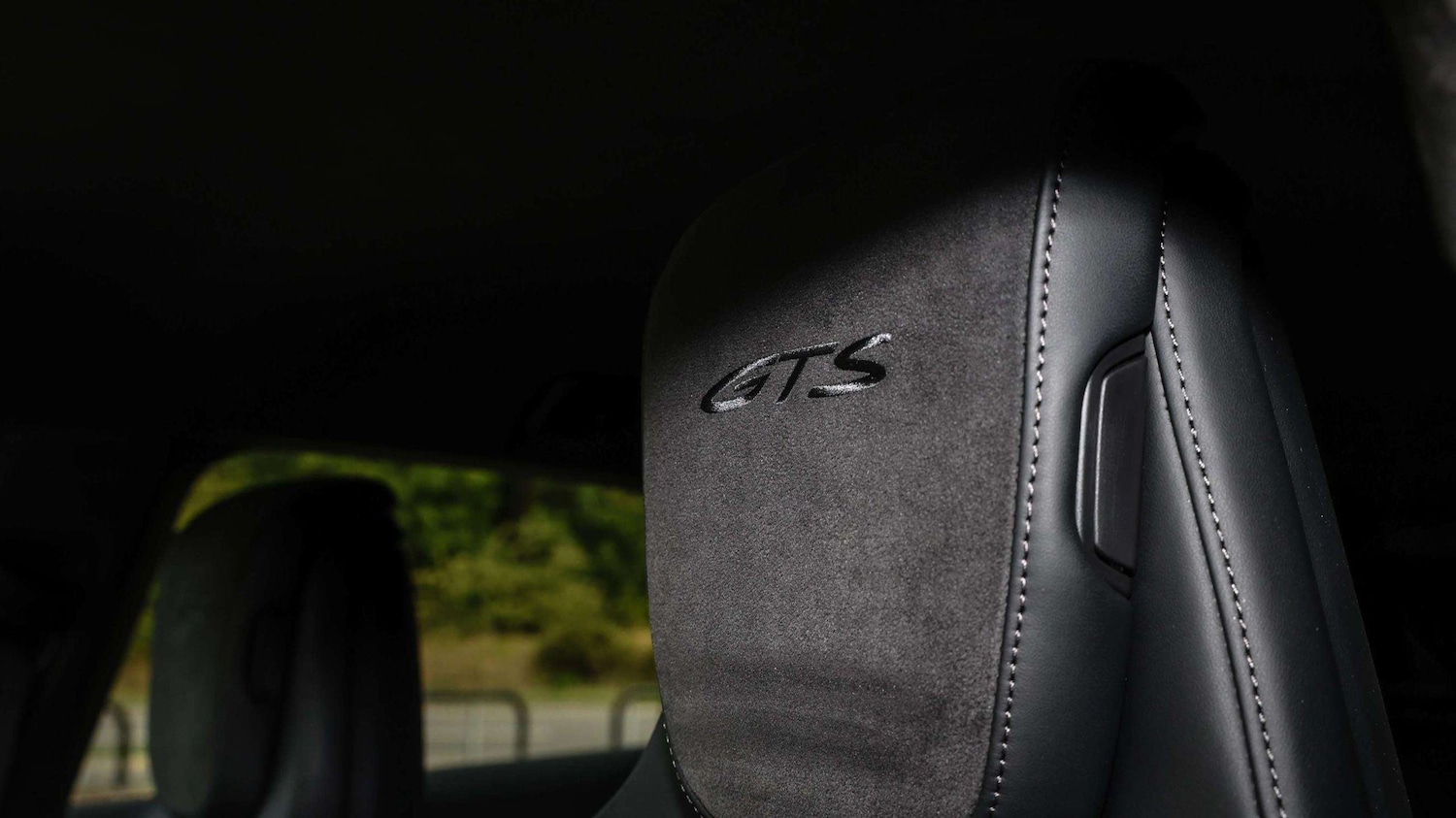 Used Porsche Taycan 2025 for sale - 77698767: Photo 14