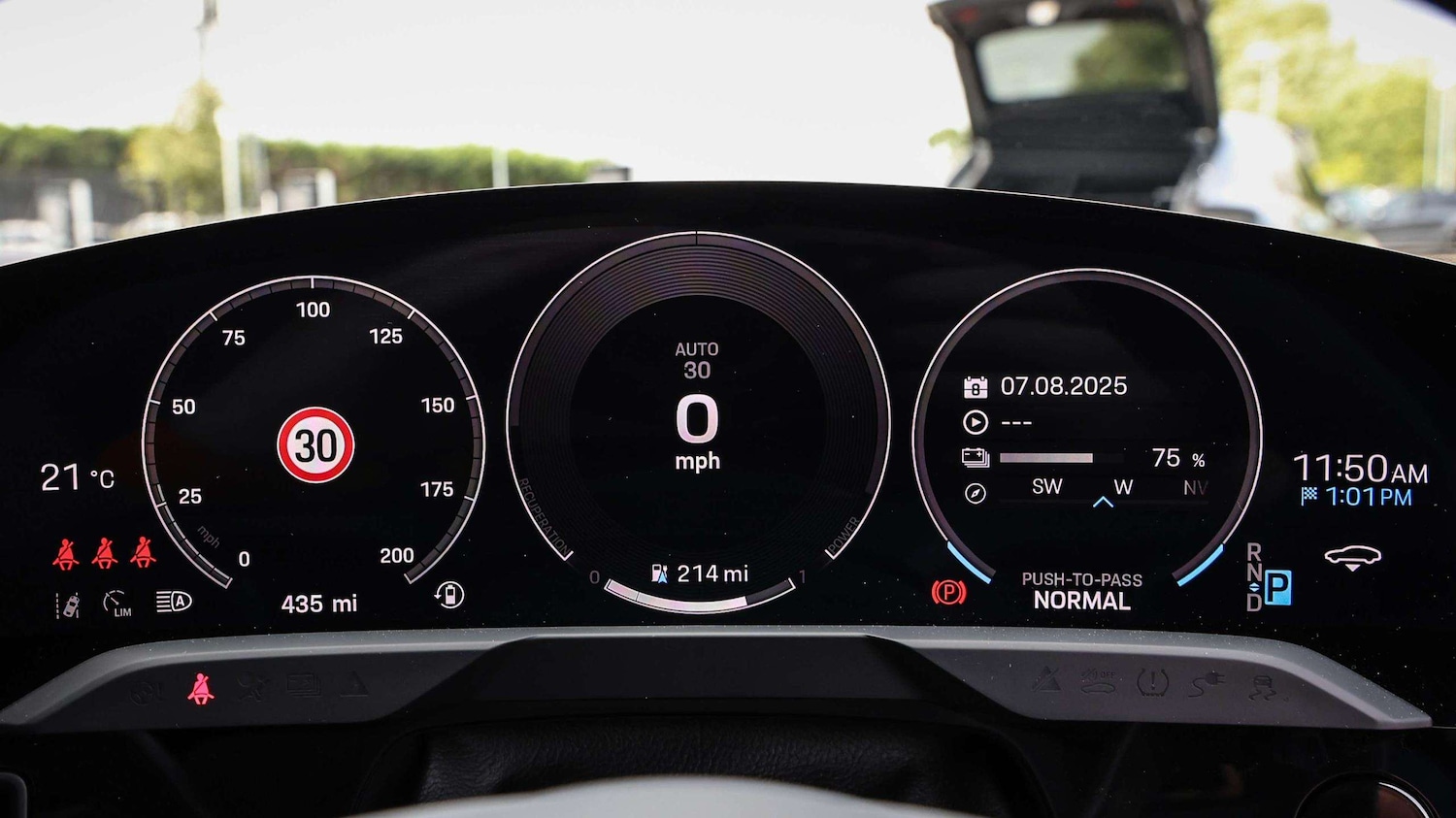 Used Porsche Taycan 2025 for sale - 77698767: Photo 16