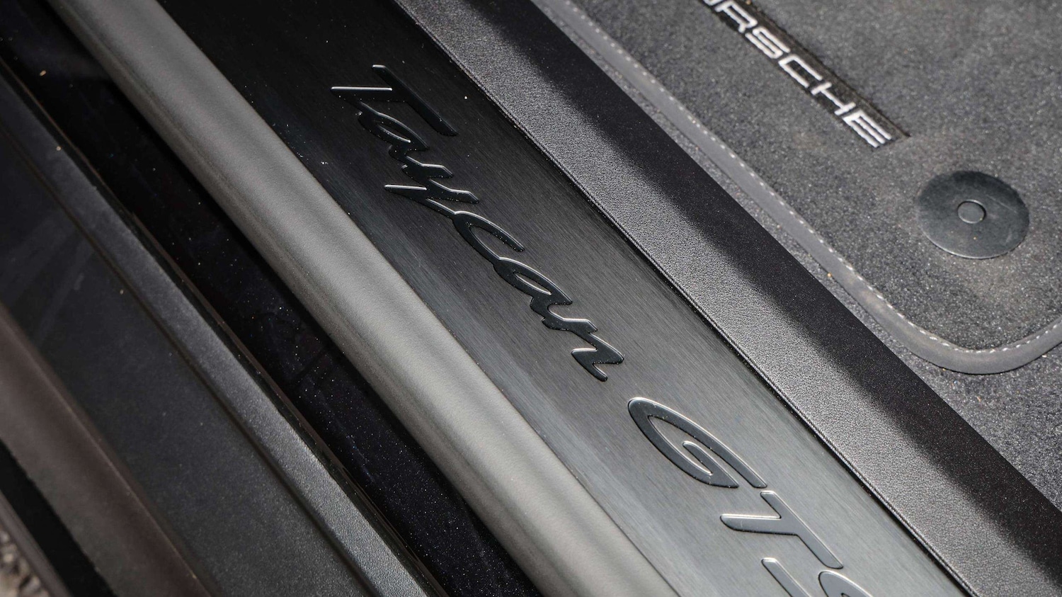 Used Porsche Taycan 2025 for sale - 77698767: Photo 30