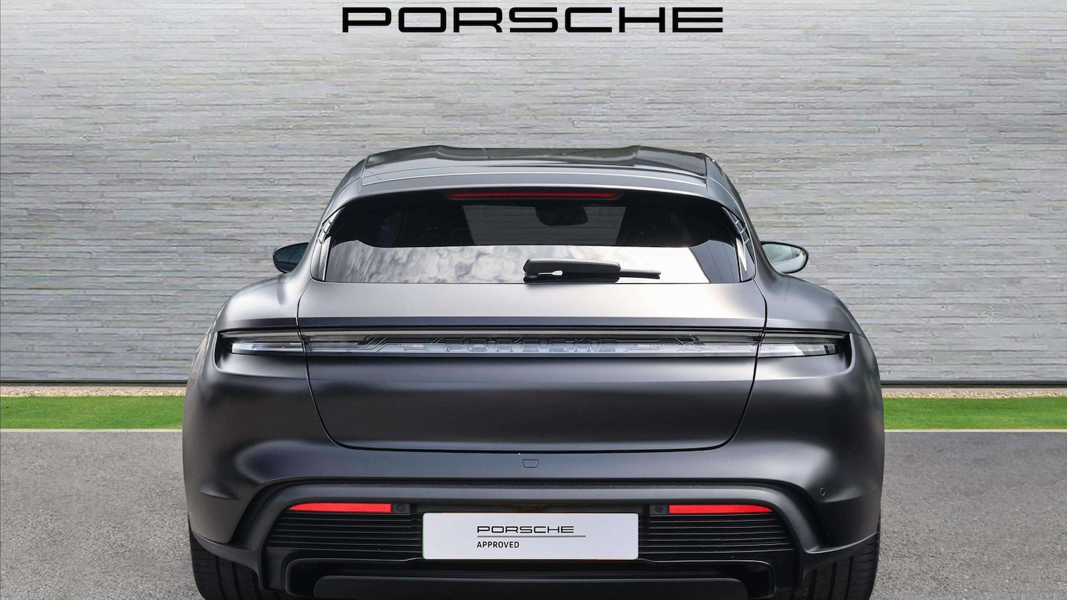 Used Porsche Taycan 2025 for sale - 77698767: Photo 5