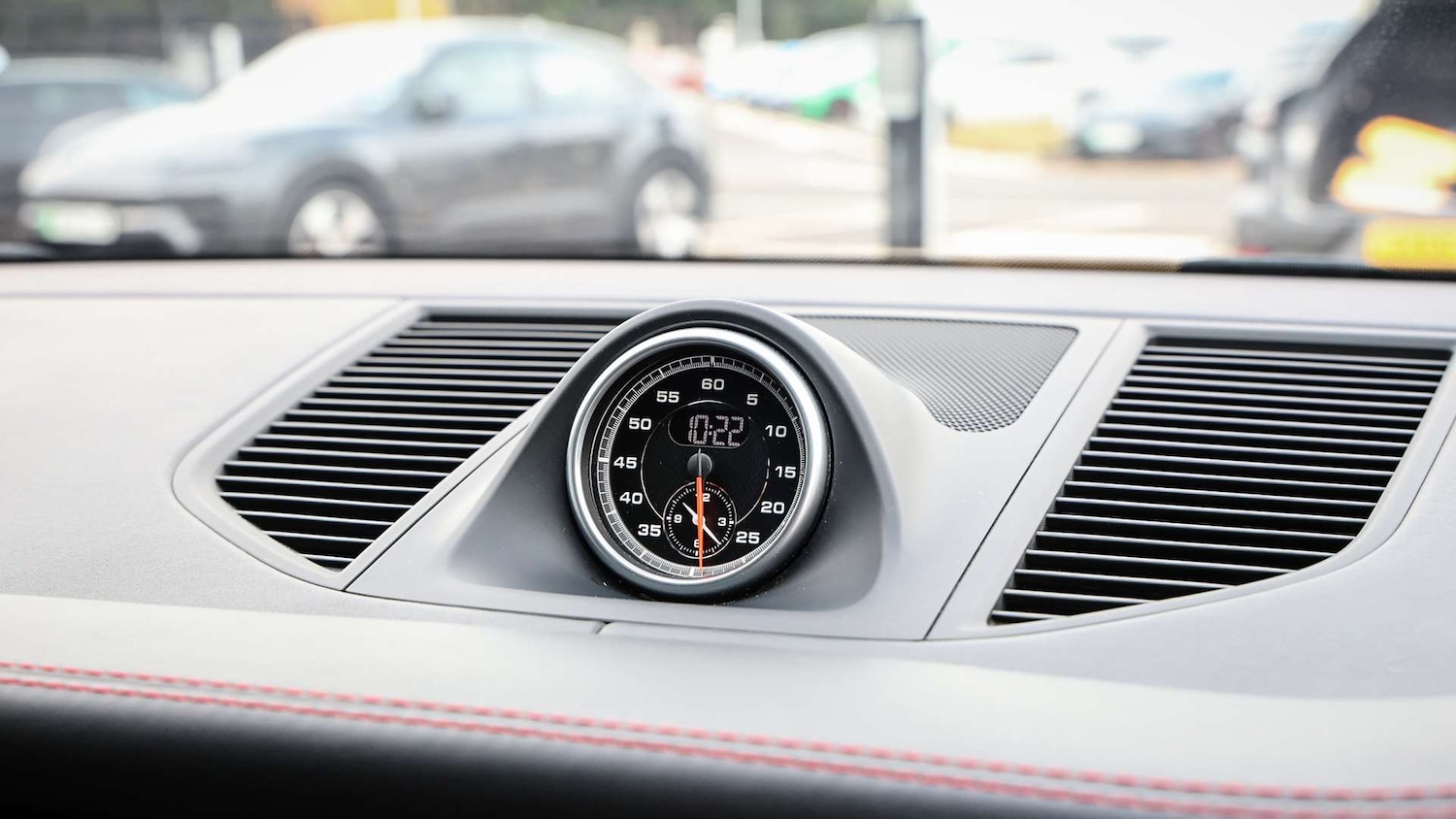 Used Porsche Macan 2021 for sale - 76435635: Photo 21