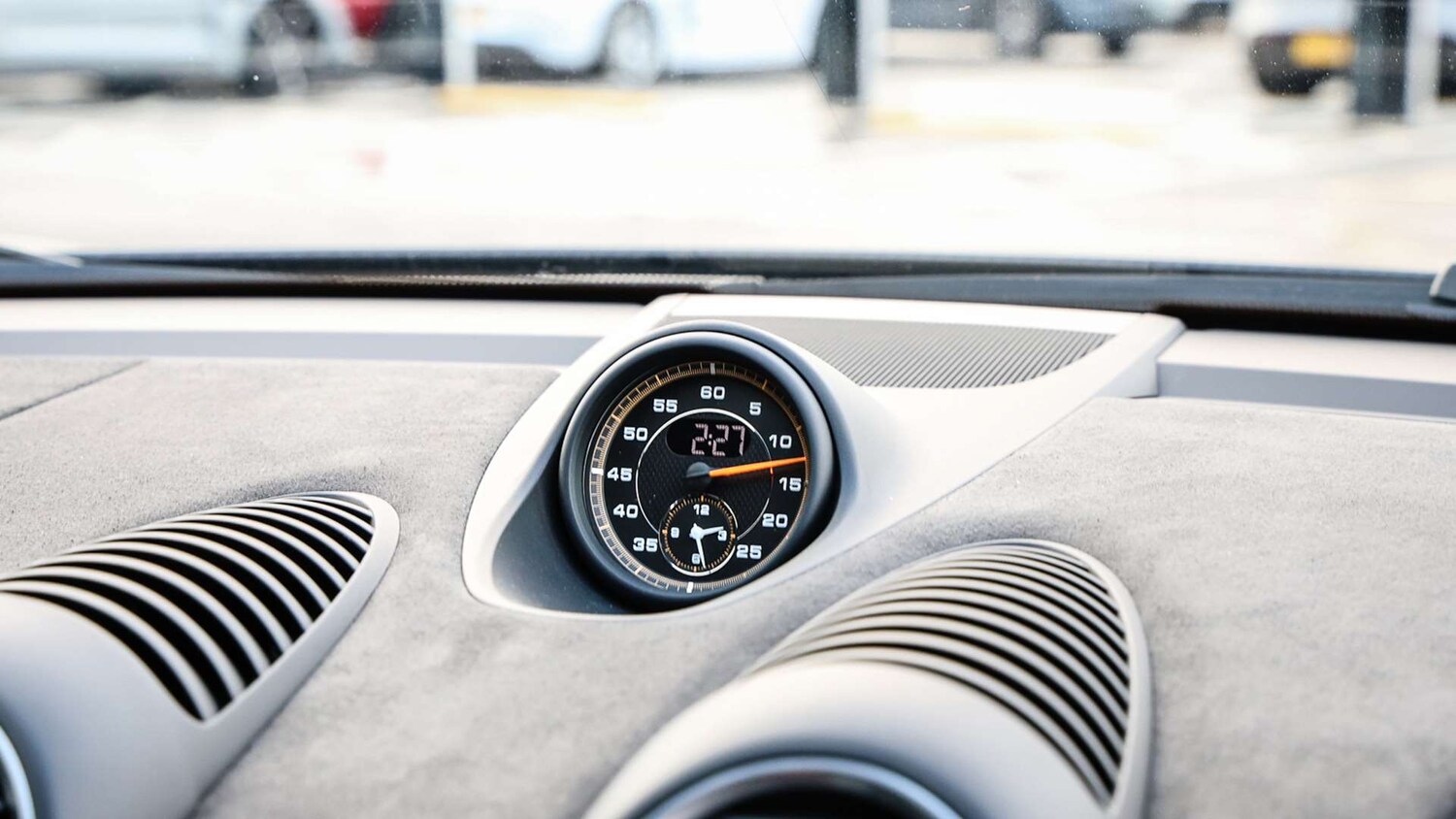 Used Porsche Other 2025 for sale - 76718190: Photo 18