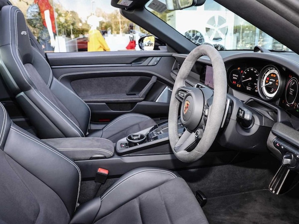 Used Porsche 911 2023 for sale - 75535255: Photo 14