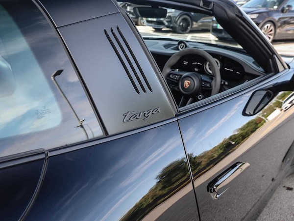Used Porsche 911 2023 for sale - 75535255: Photo 15