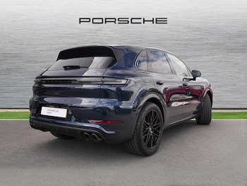 Used Porsche Cayenne 2025 for sale - 75293763: Photo