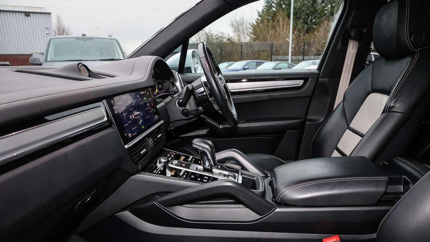 Used Porsche Cayenne for sale - 77308465: Photo 11