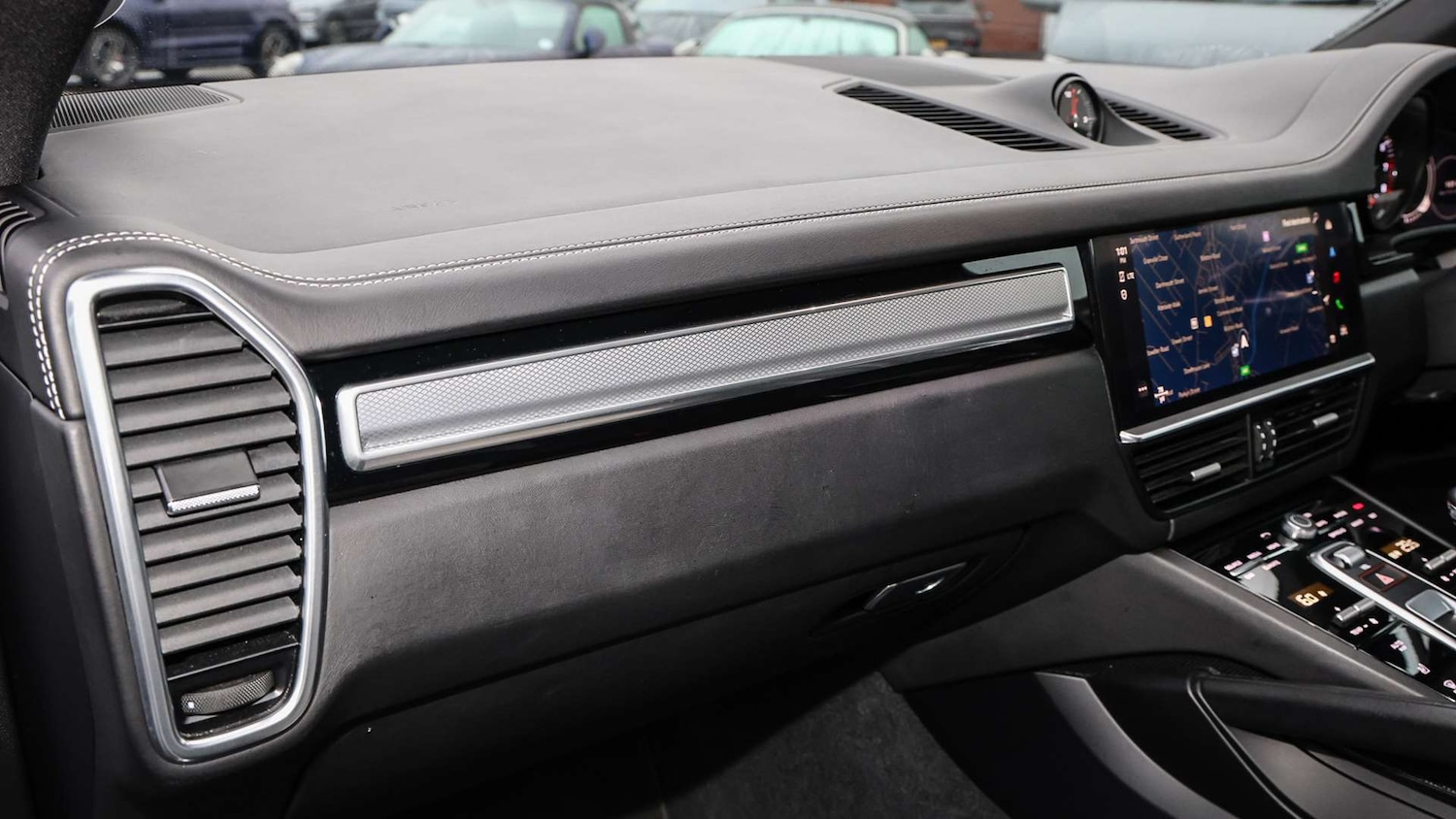 Used Porsche Cayenne for sale - 77308465: Photo 16