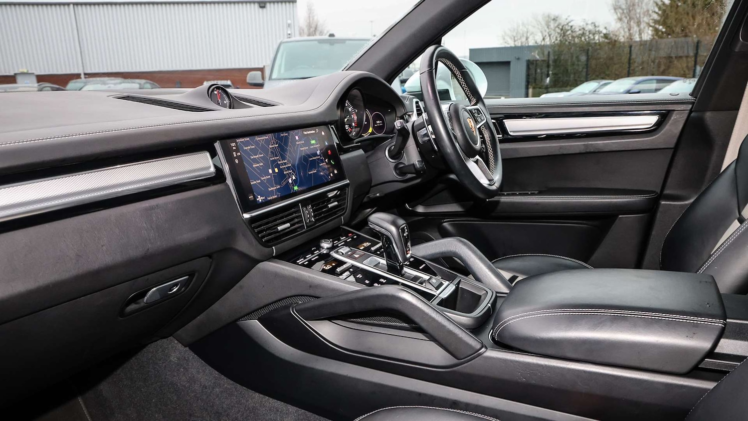 Used Porsche Cayenne for sale - 77308465: Photo 5