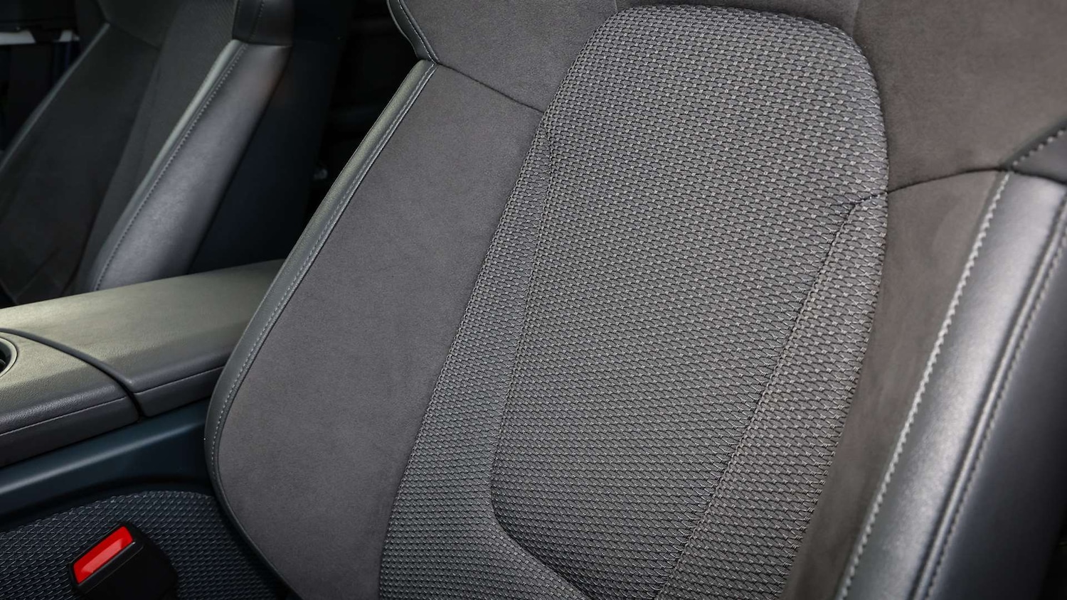 Used Porsche Taycan 2024 for sale - 76564474: Photo 15