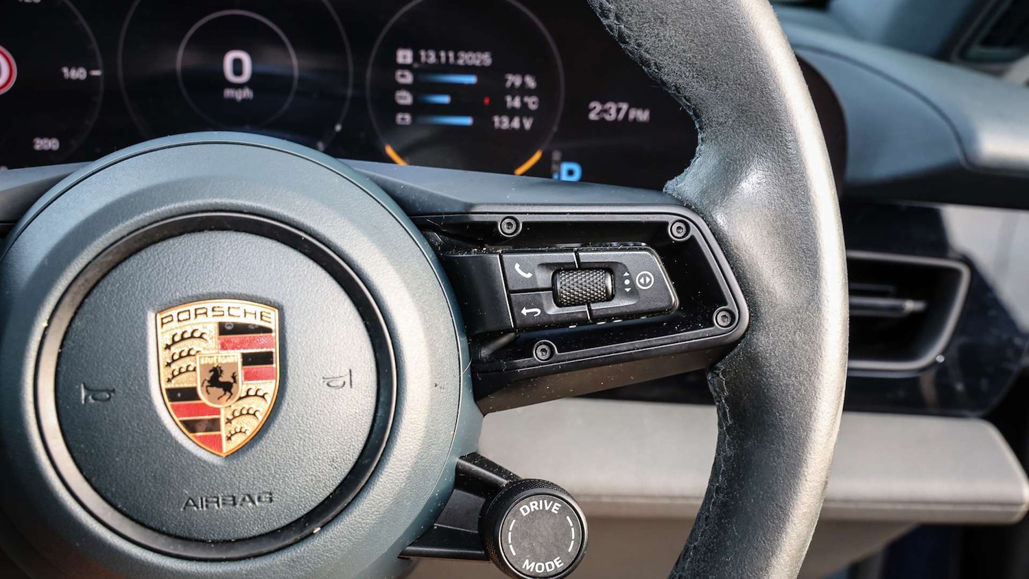 Used Porsche Taycan 2024 for sale - 76564474: Photo 25