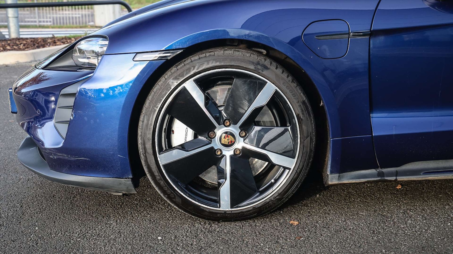 Used Porsche Taycan 2024 for sale - 76564474: Photo 6