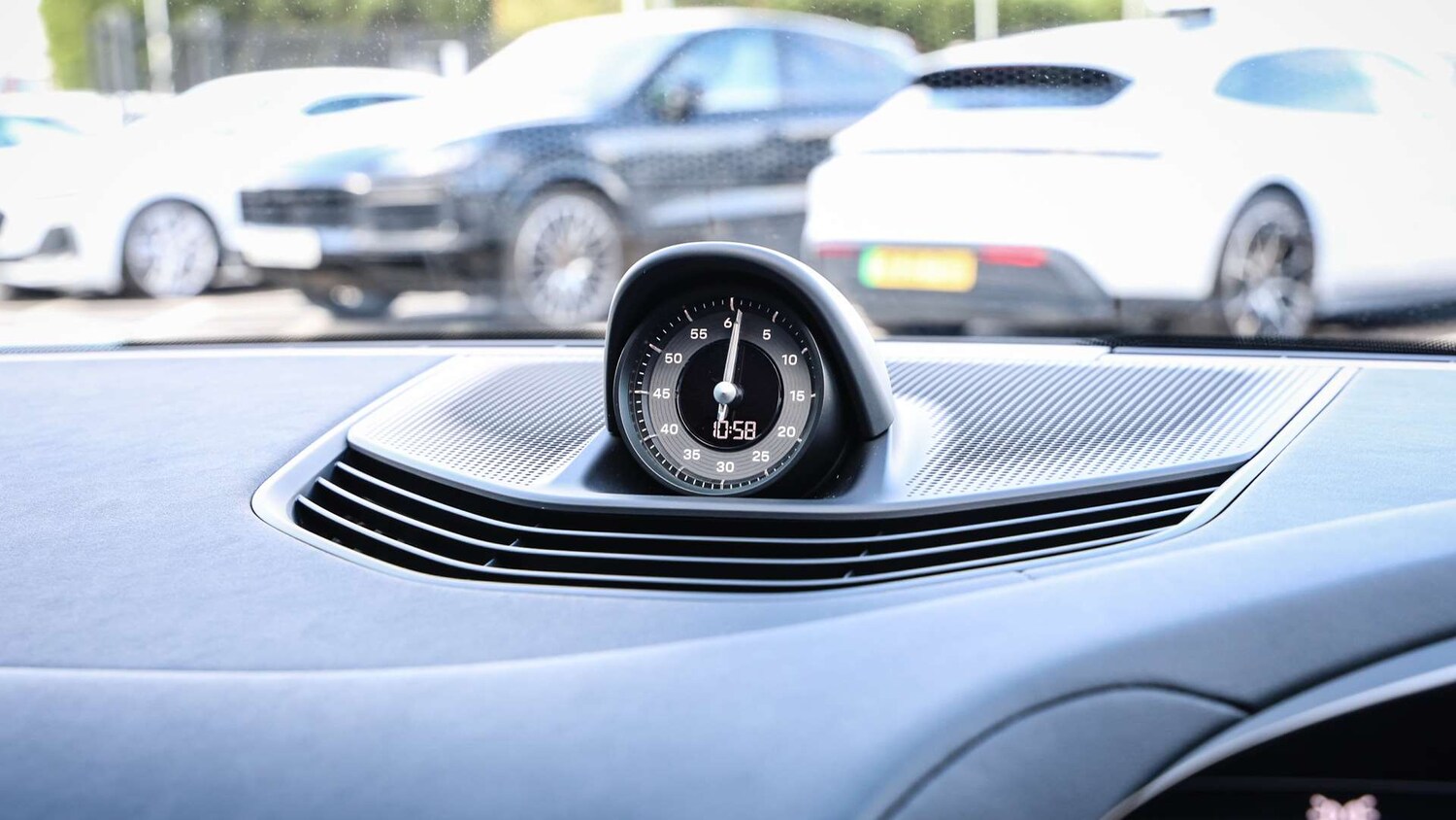 Used Porsche Taycan 2025 for sale - 76339597: Photo 26